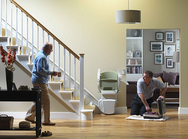 Instalar una silla salvaescaleras